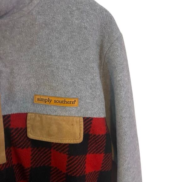 Simply southern size, large, long sleeve fleece Buffalo print 3/4 button - Picture 2 of 5